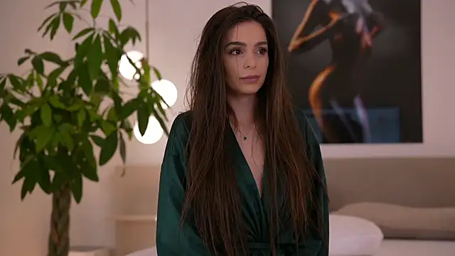 DoviaClaire online show from 09/30/25, 06:18