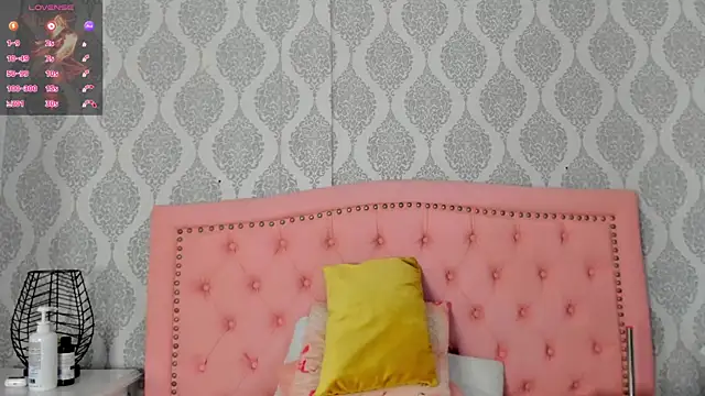 Princsgirl  online show from 07/19/26, 05:38