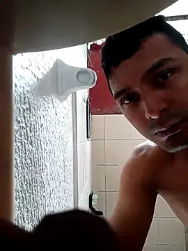 Snapshot of Sirius_5 chatting on 11/06/25, 05:25 Sirius 5 online show from 11/06/25, 05:25