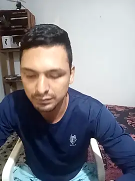 Snapshot of Sirius_5 chatting on 11/15/25, 04:21 Sirius 5 online show from 11/15/25, 04:21