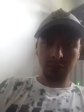 Snapshot of Sirius_5 chatting on 11/27/25, 07:38 Sirius 5 online show from 11/27/25, 07:38