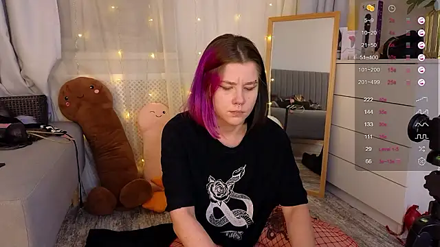 Mira Falls online show from 12/03/24, 10:39
