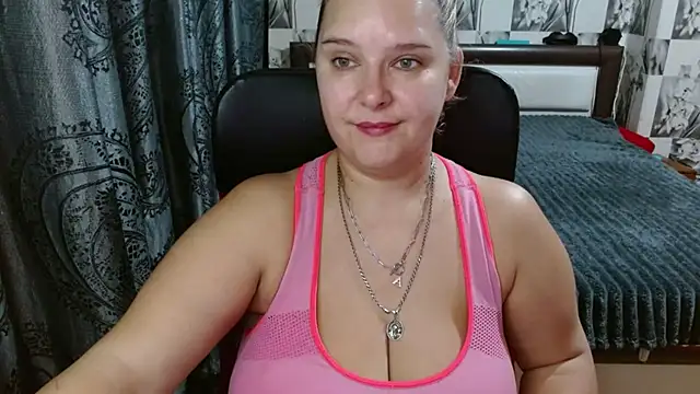 Snapshot of Boolochka chatting on 12/01/25, 01:27 Boolochka online show from 12/01/25, 01:27