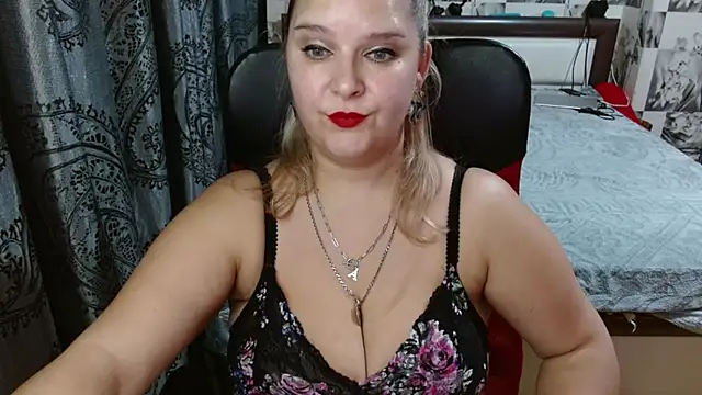 Snapshot of Boolochka chatting on 12/03/25, 08:18 Boolochka online show from 12/03/25, 08:18