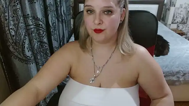 Snapshot of Boolochka chatting on 03/15/26, 08:04 Boolochka online show from 03/15/26, 08:04