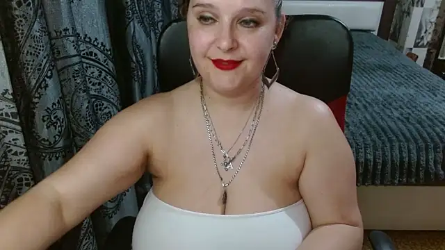 Snapshot of Boolochka chatting on 06/12/26, 05:56 Boolochka online show from 06/12/26, 05:56