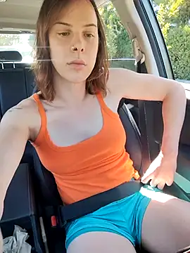 Snapshot of TsSnailGirl69 chatting on 09/22/25, 09:39 TsSnailGirl69 online show from 09/22/25, 09:39