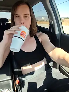 Snapshot of TsSnailGirl69 chatting on 09/26/25, 08:02 TsSnailGirl69 online show from 09/26/25, 08:02