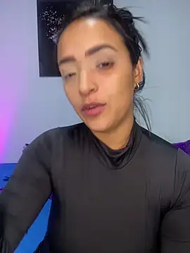 Shantal Lovee online show from 12/12/24, 03:48