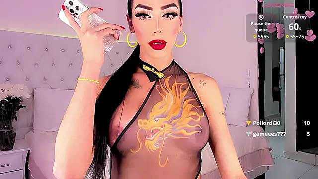 Snapshot of Michell_simons chatting on 11/01/25, 02:13 Michell simons online show from 11/01/25, 02:13