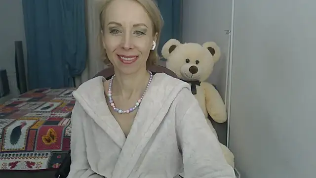 LuxuryNika online show from 01/20/25, 04:01