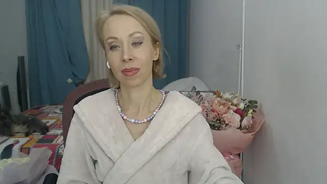 LuxuryNika online show from 01/25/25, 07:39