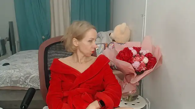 LuxuryNika online show from 02/01/25, 08:47