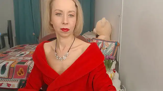 LuxuryNika online show from 02/15/25, 03:50