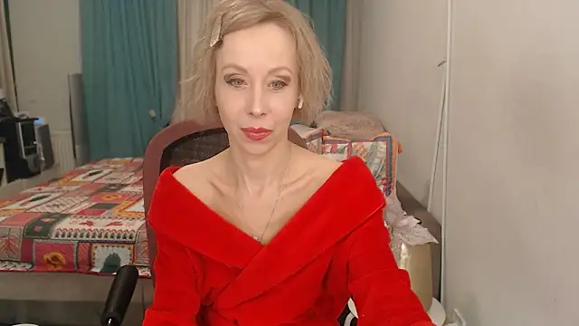 LuxuryNika online show from 03/15/26, 04:02