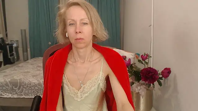 LuxuryNika online show from 05/31/26, 06:09
