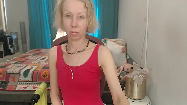 LuxuryNika online show from 06/17/26, 11:34