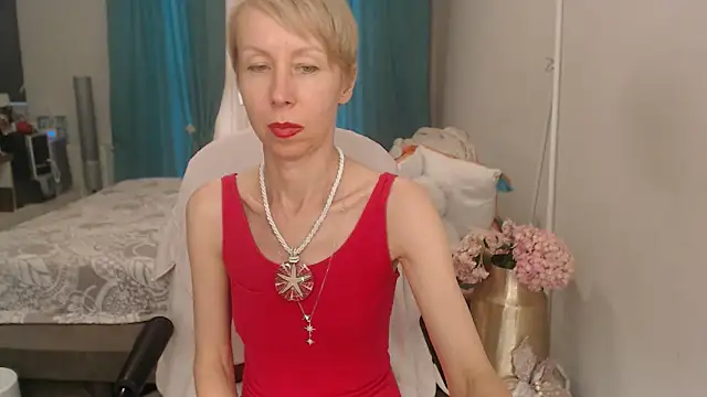 LuxuryNika online show from 07/01/26, 02:18