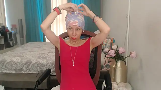 LuxuryNika online show from 07/13/26, 11:35