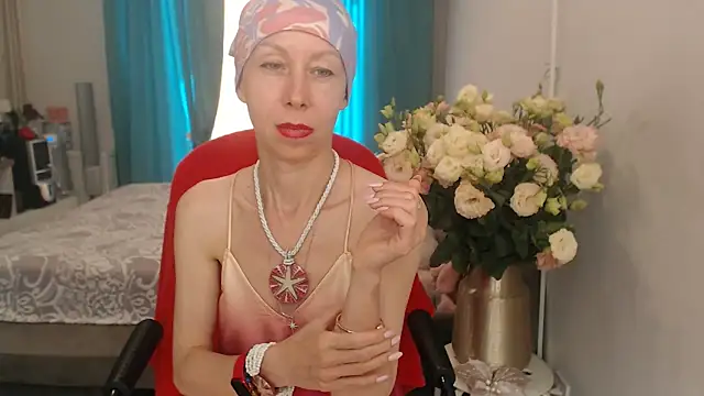 LuxuryNika online show from 07/20/26, 10:39