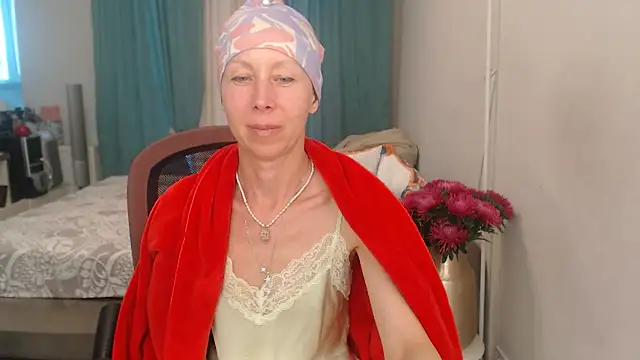 LuxuryNika online show from 07/28/26, 06:20