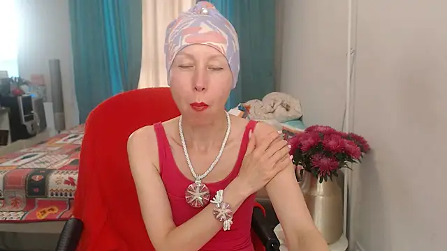 LuxuryNika online show from 07/30/26, 02:05