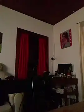 Eze mole online show from 10/28/25, 03:25