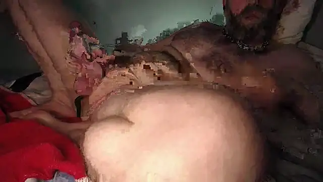 Snapshot of EarlGliter chatting on 11/16/25, 06:35 EarlGliter online show from 11/16/25, 06:35