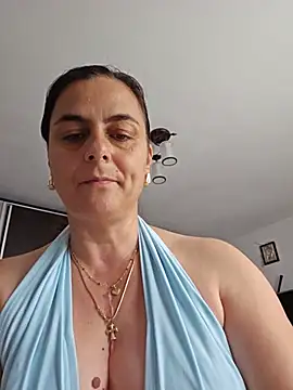 IsabelleCraft online show from 06/27/26, 10:42