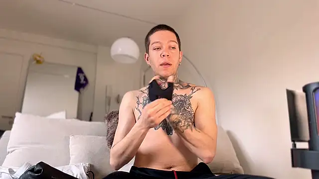 Harry Jen online show from 03/09/25, 08:40