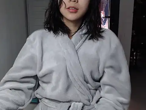 Snapshot of Bigg_Pussyy_Catt chatting on 12/27/24, 04:26 Bigg Pussyy Catt online show from 12/27/24, 04:26