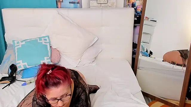 IvyHotFoxy online show from 01/30/25, 09:04