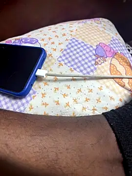 LINDO R online show from 11/04/25, 05:28