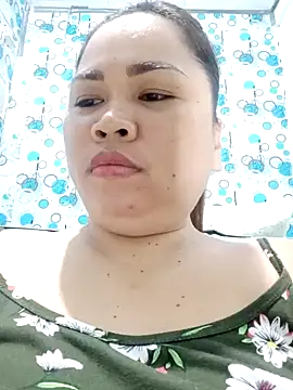 XXLorie 02 online show from 01/22/25, 12:48