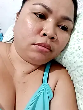 XXLorie 02 online show from 02/10/25, 02:19
