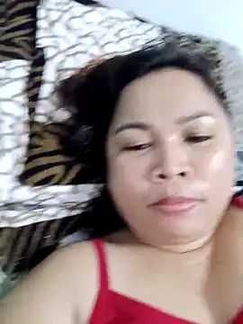 XXLorie 02 online show from 02/27/25, 12:56