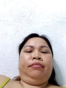 XXLorie 02 online show from 03/02/25, 10:27