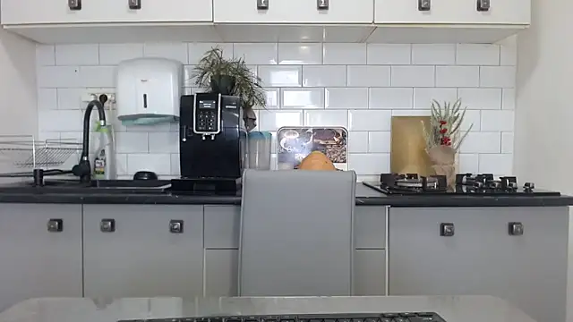 erikaerika online show from 01/07/25, 11:48
