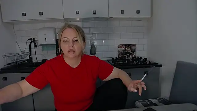 erikaerika online show from 09/29/25, 09:58