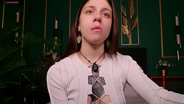 Snapshot of Eille_Elfie chatting on 11/07/25, 05:07 Eille Elfie online show from 11/07/25, 05:07