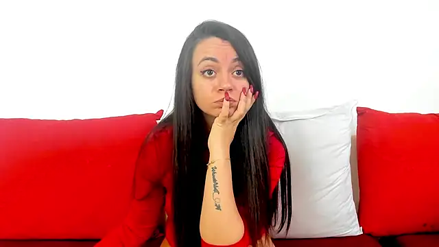 Snapshot of cute_angel95 chatting on 11/18/25, 08:52 cute angel95 online show from 11/18/25, 08:52