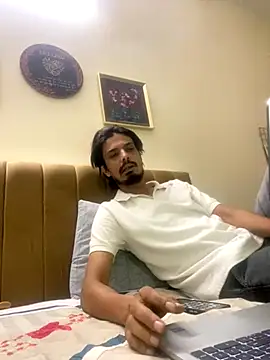 Snapshot of Talha266 chatting on 11/01/25, 07:27 Talha266 online show from 11/01/25, 07:27