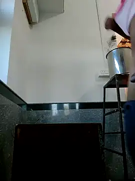 Snapshot of HotBoyOm chatting on 09/23/25, 02:25 HotBoyOm online show from 09/23/25, 02:25