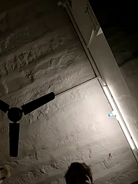 Snapshot of HotBoyOm chatting on 12/15/25, 12:37 HotBoyOm online show from 12/15/25, 12:37