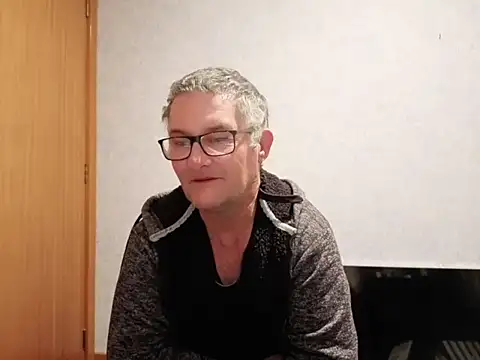 Snapshot of bigballnz chatting on 09/12/25, 07:30 bigballnz online show from 09/12/25, 07:30