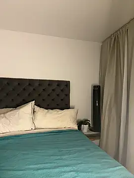 kamivolkano online show from 09/23/25, 11:52