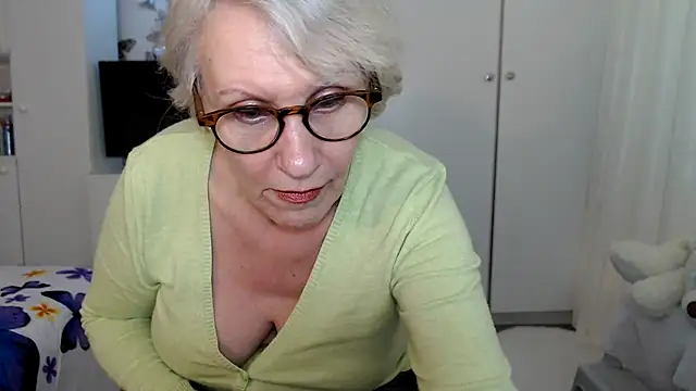 Ghertrude52 online show from 03/08/25, 10:22