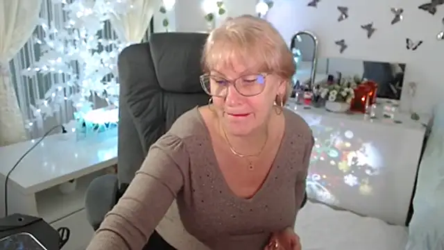 Ghertrude52 online show from 12/02/25, 04:07