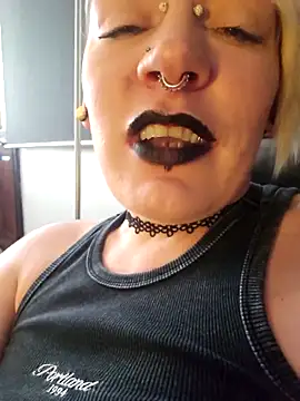 PinkTheHawk online show from 09/18/25, 01:18