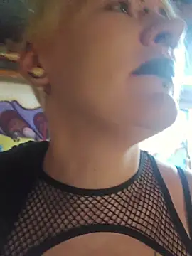 PinkTheHawk online show from 10/25/25, 01:46